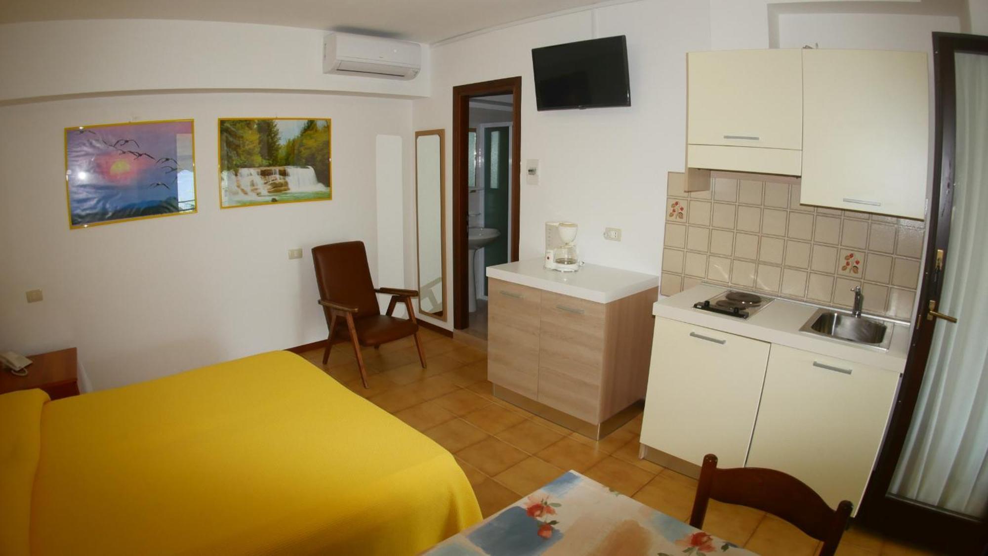 Residence Casa Maria Assenza di Brenzone Ngoại thất bức ảnh