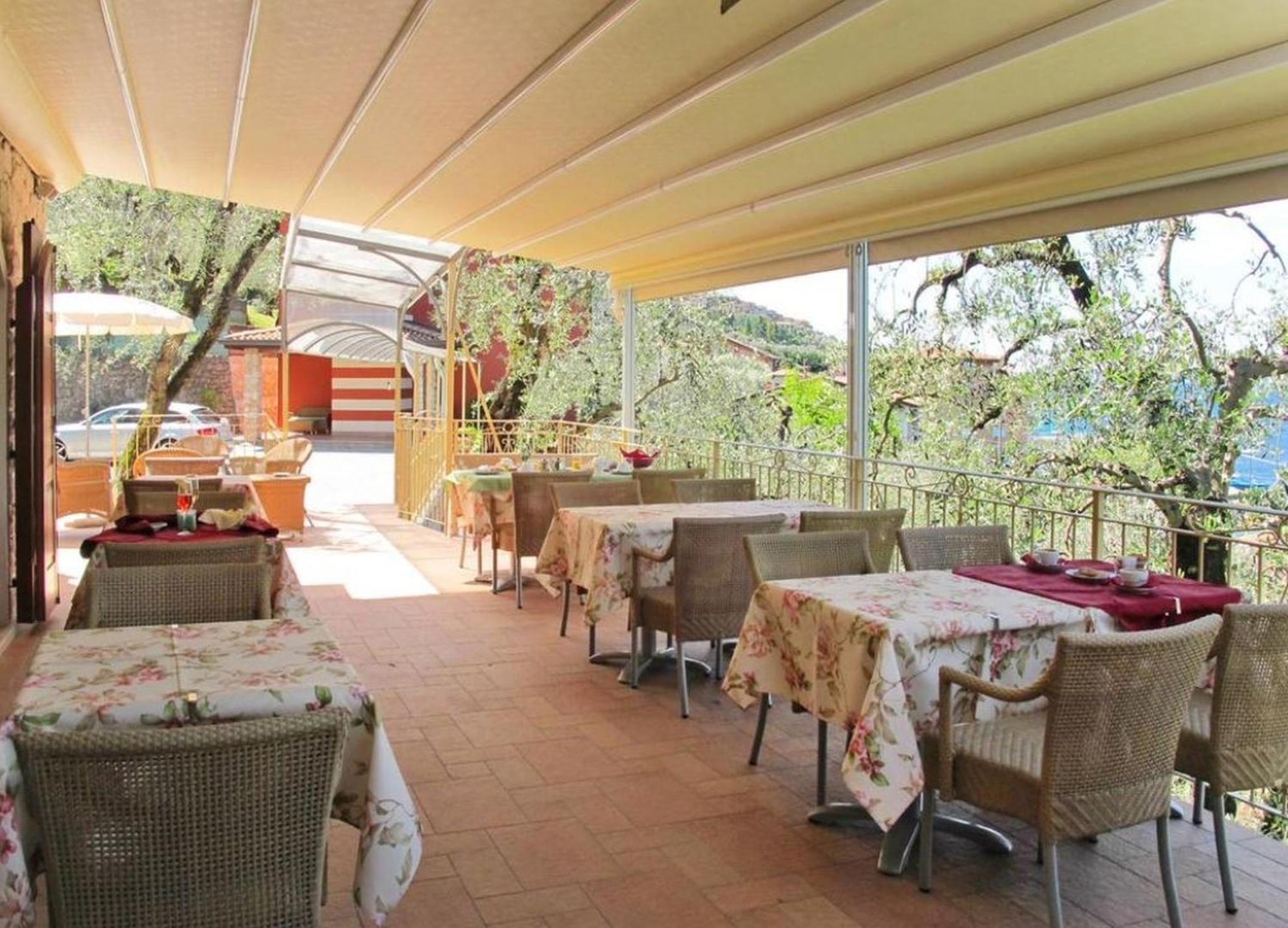 Residence Casa Maria Assenza di Brenzone Ngoại thất bức ảnh